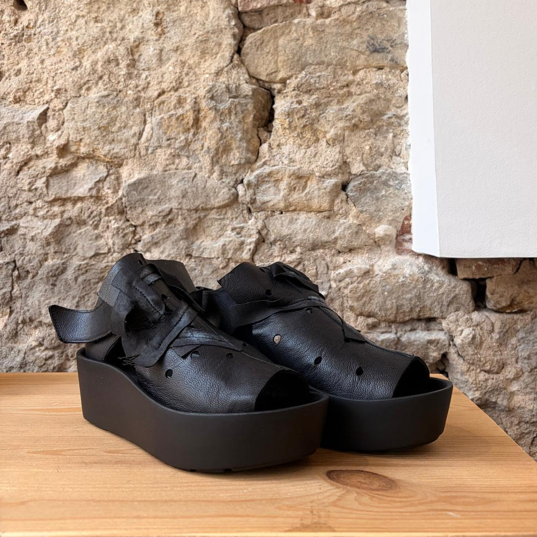 Sandale Plateforme Papucei Noir