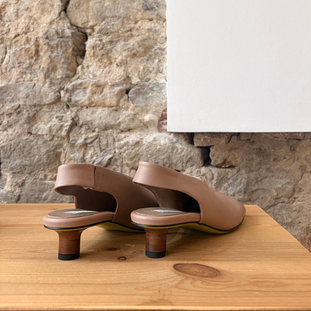 Slingback Nude