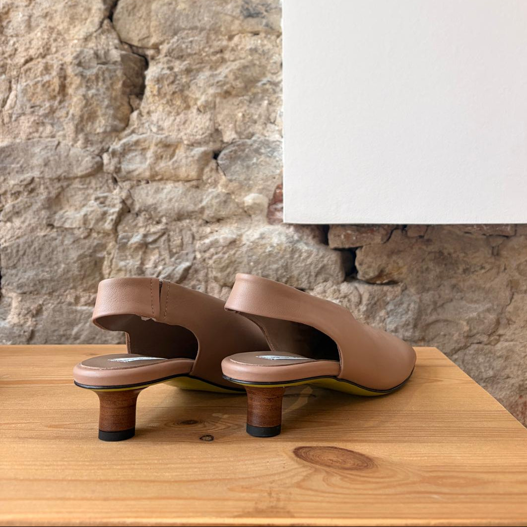Slingback Nude