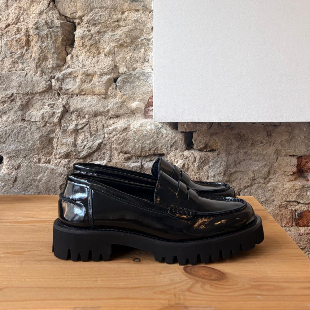 Mocassin Noir Vernis